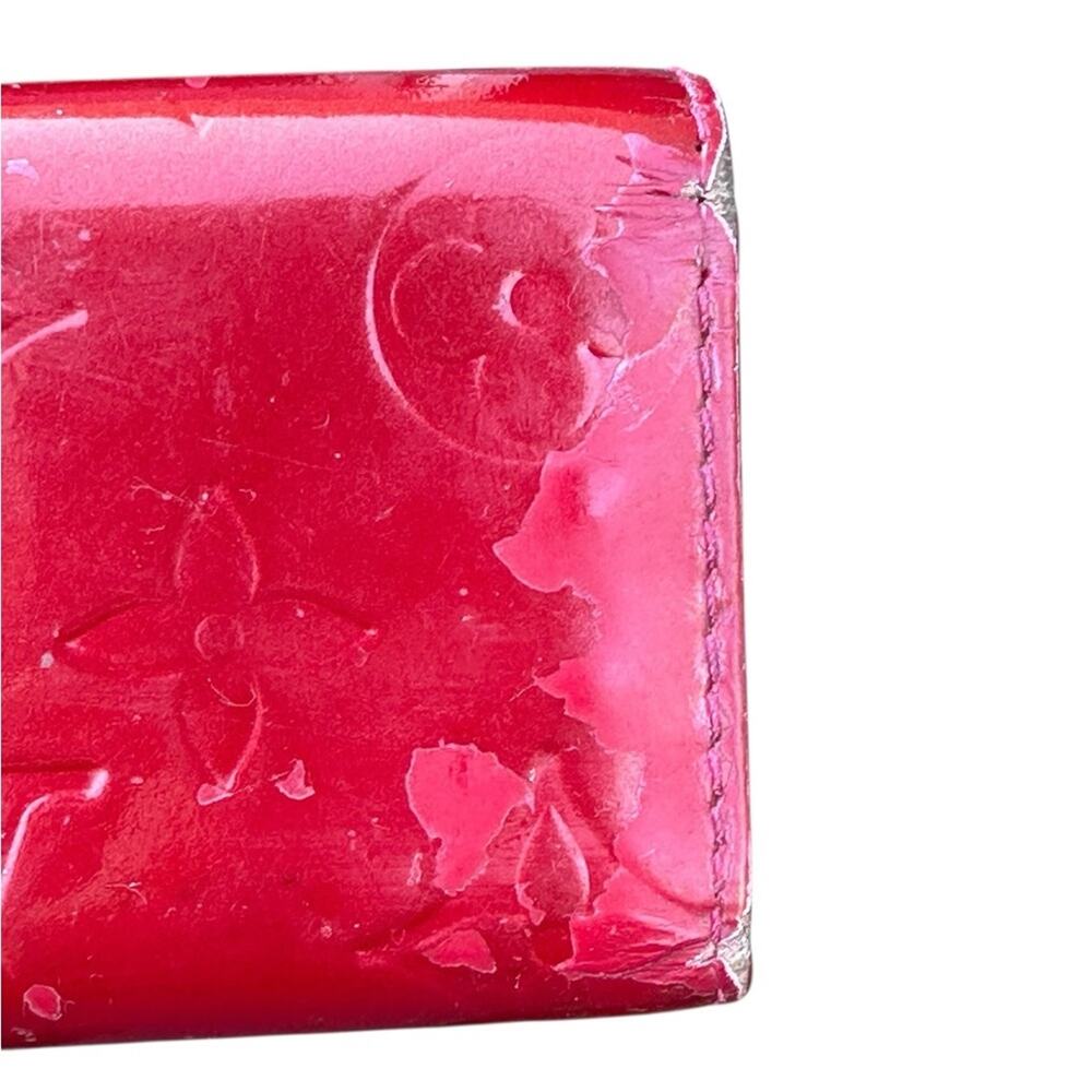 Louis Vuitton
2014 Monogram Vernis Key Holder - Picture 7 of 9